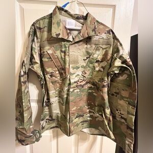 Men’s New Air Force/Army Winter OCP Military Camo Jacket-Size Small